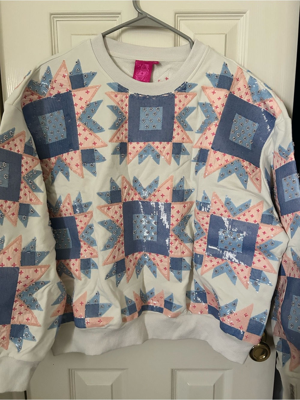 QUEEN OF SPARKLES White Sweatshirt with Blue and Pink Star Patchwork
